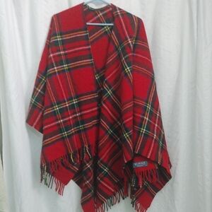 HIGHLAND TWEEDS Pure Merino Wool Wrap Poncho One Size
